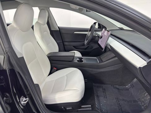 Used 2021 Tesla Model 3 Performance image 16