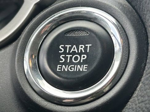 Used 2024 Mitsubishi Eclipse Cross SE image 15