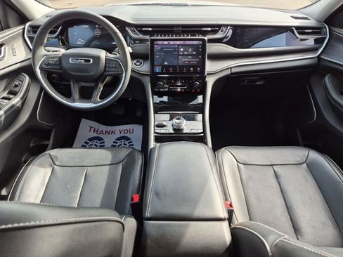 Used 2022 Jeep Grand Cherokee Limited 4xe w/ Luxury Tech Group II AWD/4WD image 18