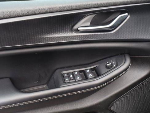 Used 2023 Jeep Grand Cherokee L Laredo image 23