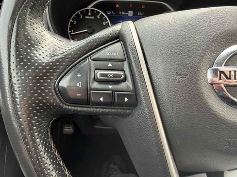 Used 2022 Nissan Maxima SL image 31