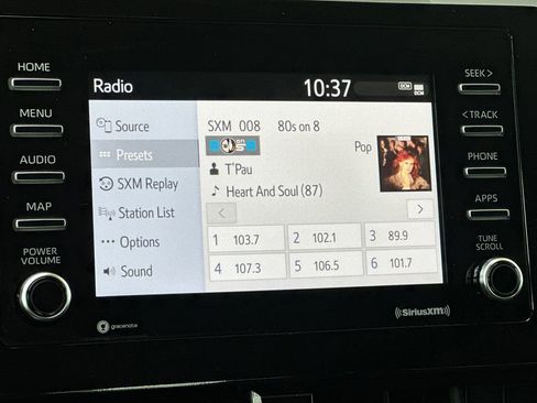 Used 2023 Toyota Camry SE image 18