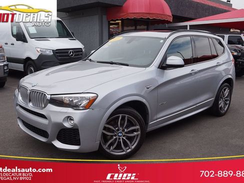 Used 2017 BMW X3 sDrive28i RWD image 1