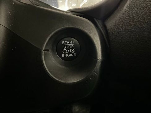 Used 2022 Jeep Renegade Limited image 14