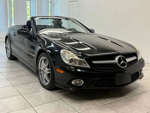 Used 2009 Mercedes-Benz SL 550 image 1