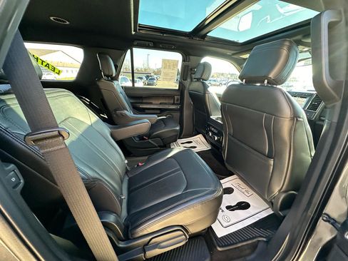 Used 2018 Ford Expedition Limited AWD/4WD image 9