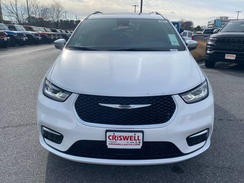 New 2026 Chrysler Pacifica Pinnacle AWD/4WD image 10