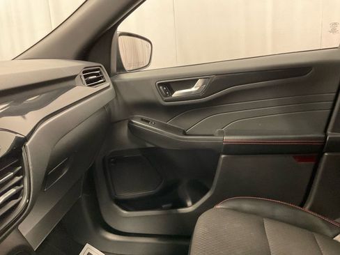 Used 2024 Ford Escape ST-Line image 23