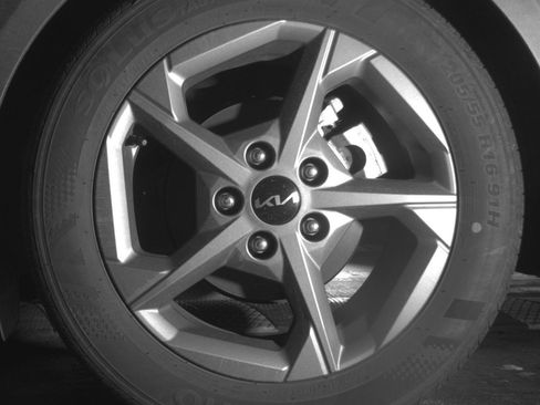 Used 2025 Kia K4 FWD image 14