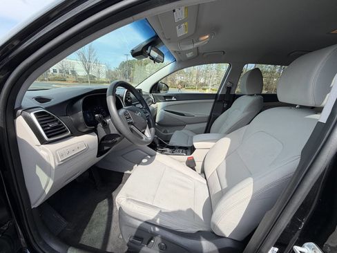 Used 2019 Hyundai Tucson Value image 8