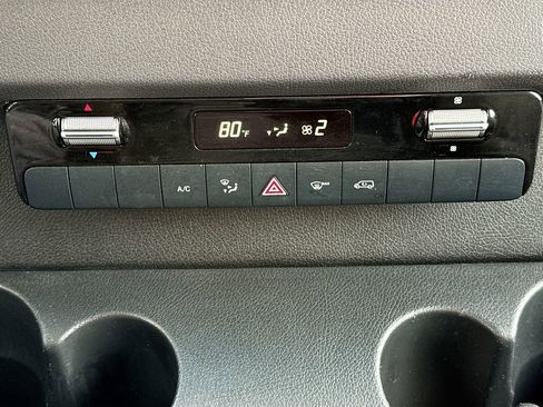 Used 2023 Mercedes-Benz Sprinter 144 Cargo image 15