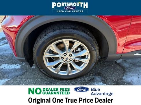 Used 2024 Ford Explorer XLT w/ Equipment Group 202A image 33