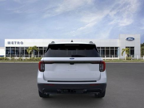New 2026 Ford Explorer ST-Line w/ Premium Package image 5