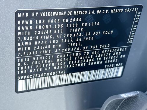 New 2026 Volkswagen Taos SEL image 27