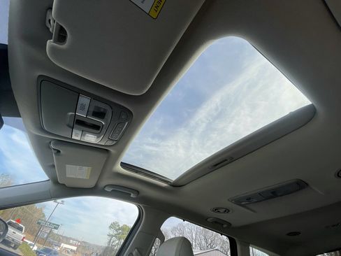 Used 2020 Kia Telluride EX image 27