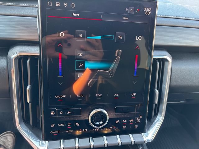 Used 2024 GMC Acadia Elevation w/ Trailering Package AWD/4WD image 20