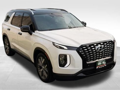 Used 2022 Hyundai Palisade SEL w/ 8P Bench Seat Package AWD/4WD image 3