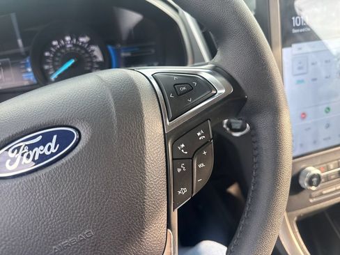 Used 2024 Ford Edge SEL w/ Convenience Package AWD/4WD image 31