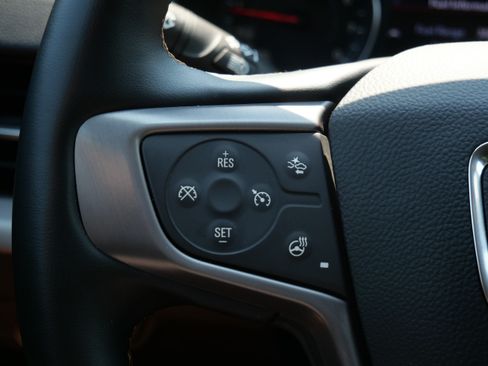 Used 2023 GMC Terrain AT4 w/ GMC Pro Grade Package AWD/4WD image 28