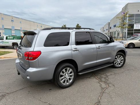 Used 2010 Toyota Sequoia Limited AWD/4WD image 9