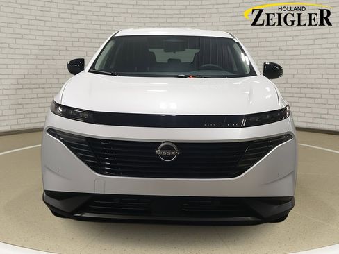 New 2025 Nissan Murano SV image 2