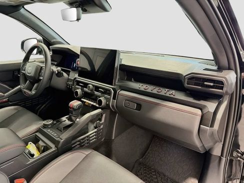 Certified 2025 Toyota Tacoma TRD Pro AWD/4WD image 23