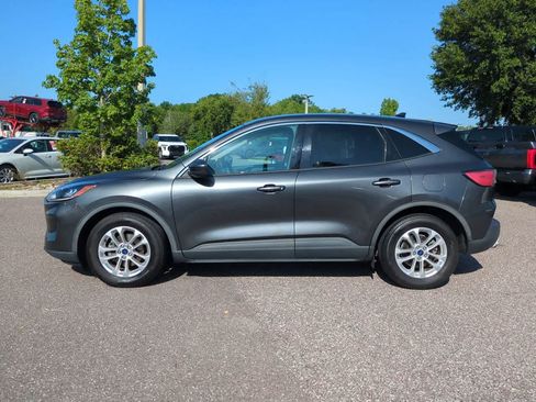 Used 2020 Ford Escape SE FWD image 3