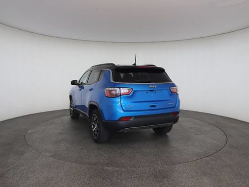 Used 2024 Jeep Compass Limited AWD/4WD image 13