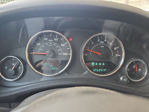 Used 2017 Jeep Wrangler Unlimited Sport AWD/4WD image 15