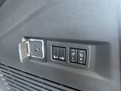 New 2026 Chevrolet Tahoe Z71 w/ Z71 Off-Road Package image 14