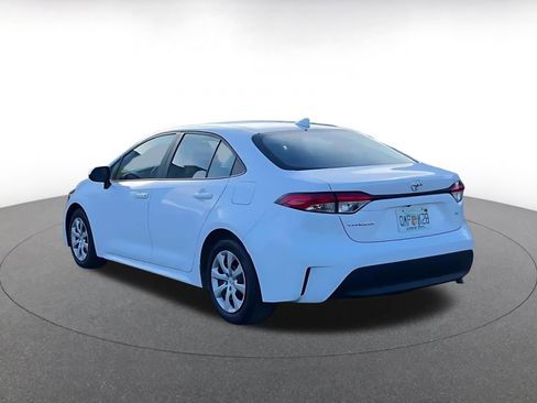 Used 2025 Toyota Corolla LE image 10