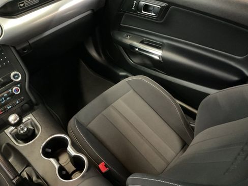 Used 2020 Ford Mustang GT image 15