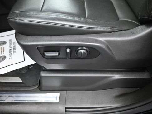 Used 2019 GMC Sierra 1500 SLT w/ SLT Premium Plus Package image 10