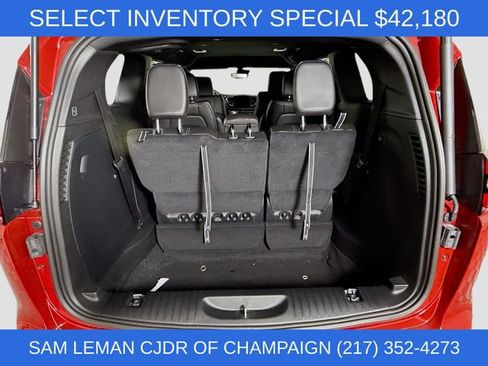 New 2026 Chrysler Pacifica Select w/ S Appearance Package FWD image 24