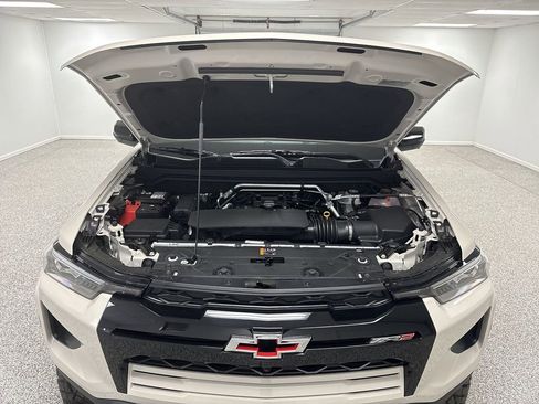 New 2026 Chevrolet Colorado ZR2 w/ Technology Package image 17