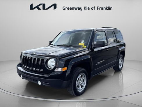 Used 2015 Jeep Patriot Sport w/ Power Value Group image 3