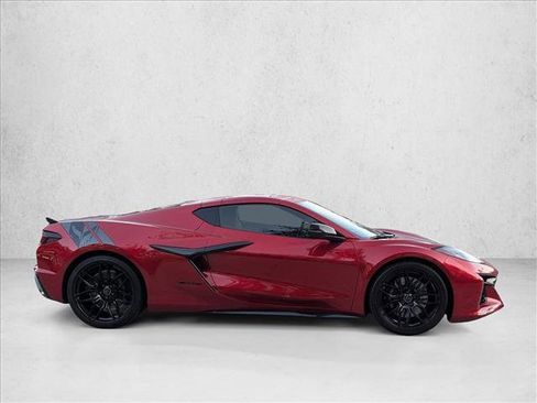 Certified 2023 Chevrolet Corvette Z06 w/ Engine Appearance Package image 4