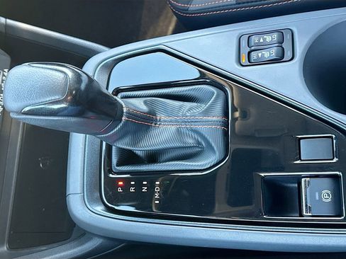 Certified 2025 Subaru Crosstrek 2.5i Limited w/ Crosstrek Mirror Package image 24