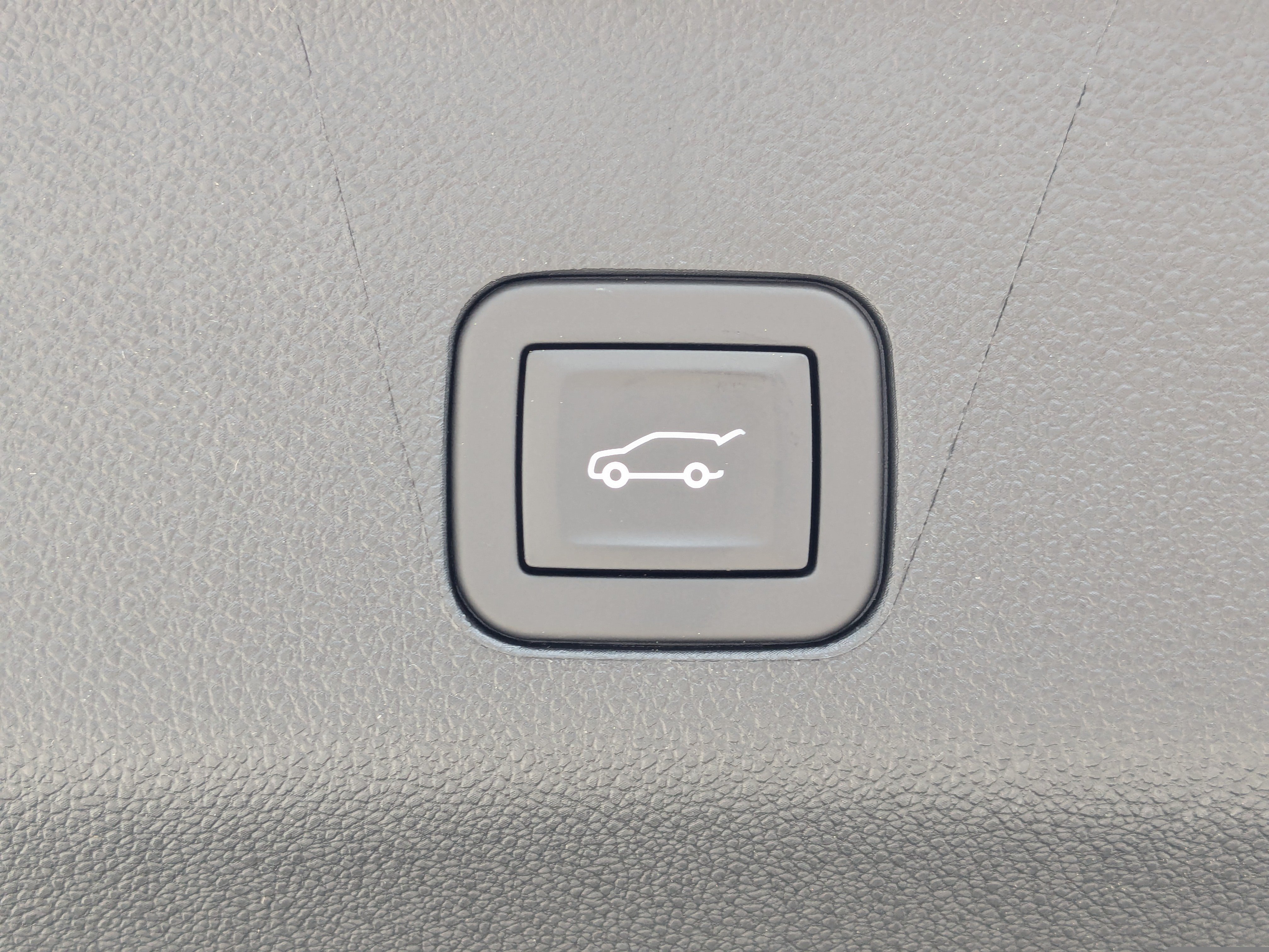 New 2025 Chevrolet Tahoe Premier RWD image 28