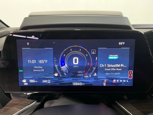 Certified 2025 Chevrolet Suburban Z71 w/ Z71 Off-Road Package image 24