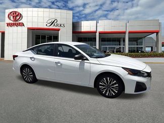 Used 2025 Nissan Altima 2.5 SV FWD video 1