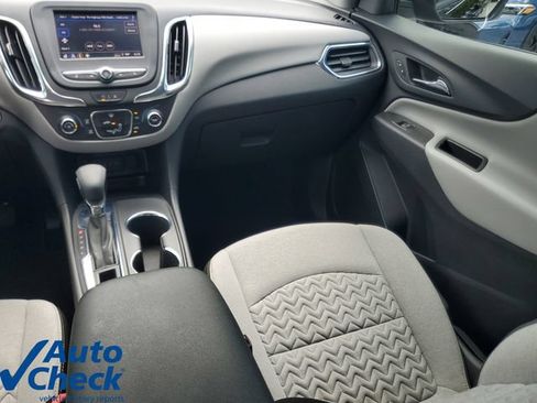 Used 2023 Chevrolet Equinox LS w/ LS Convenience Package FWD image 16