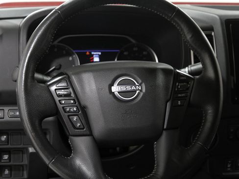 Used 2023 Nissan Frontier SV w/ SV Convenience Package image 7