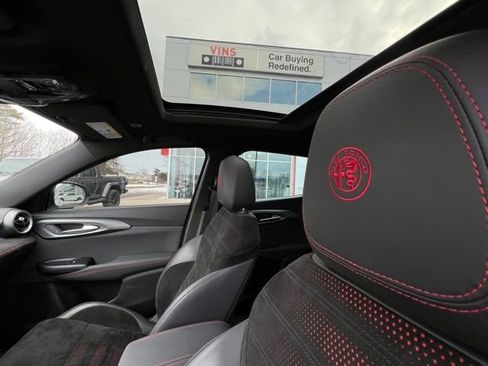 Used 2024 Alfa Romeo Tonale Veloce image 22