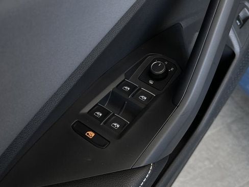 New 2025 Volkswagen Jetta SE image 13