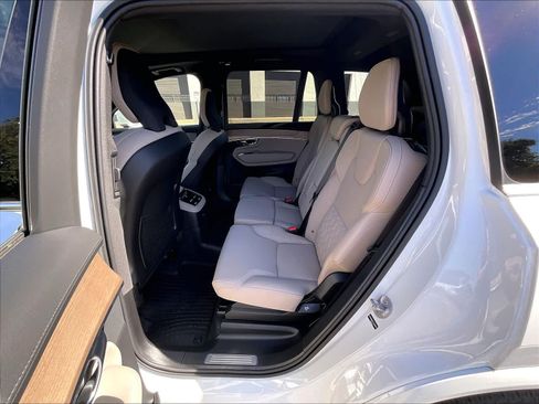 New 2026 Volvo XC90 T8 Plus w/ Protection Package AWD/4WD image 12