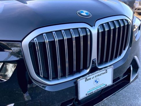 Certified 2025 BMW X7 xDrive40i image 32