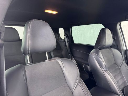 Used 2023 Mitsubishi Outlander SE Black Edition image 32