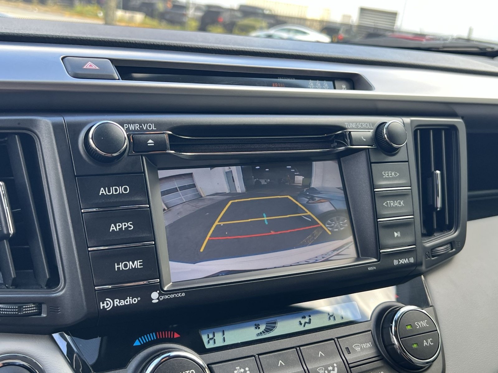Used 2018 Toyota RAV4 XLE w/ Plus Extra Value Package AWD/4WD image 18