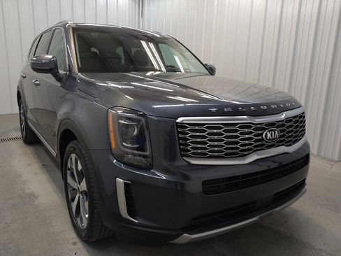 Used 2021 Kia Telluride S FWD image 13